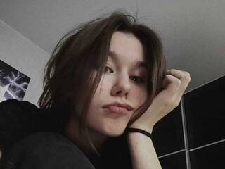 Erotinis vaizdo pokalbis KiraTwinkie