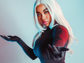 Erotinis vaizdo pokalbis KishaBarnes