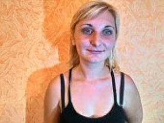 Erotinis vaizdo pokalbis kiskaxxxx