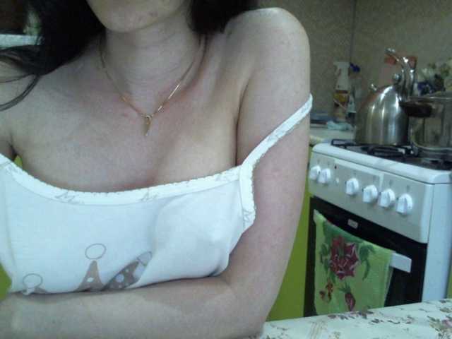 Nuotraukos Meow67 Guys, congratulate me on my last birthday! Collecting 10,000 tokens, there will be a private show with a squirt *