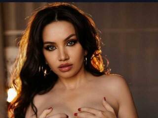 Erotinis vaizdo pokalbis Kisskovaa