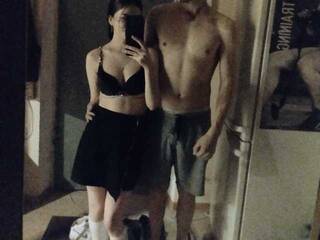 Erotinis vaizdo pokalbis KissM1R77