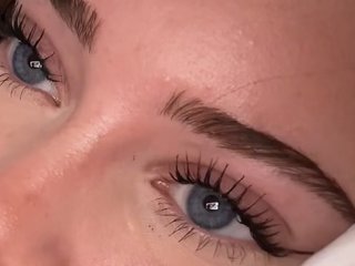 Erotinis vaizdo pokalbis KissMec