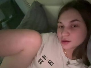 Erotinis vaizdo pokalbis Kissylya001