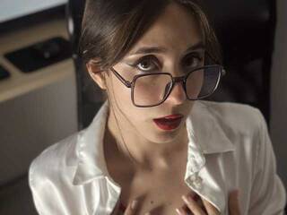 Erotinis vaizdo pokalbis kit-katt