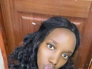 Erotinis vaizdo pokalbis Kitally