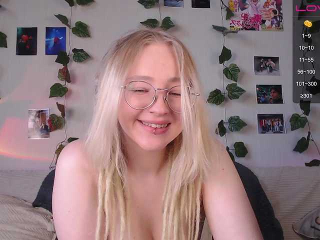 Transliacijos ekrano nuotraukos Kittenmeew