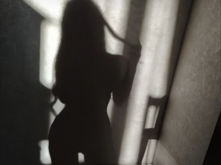 Erotinis vaizdo pokalbis Kittihome