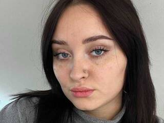 Erotinis vaizdo pokalbis KittiTy