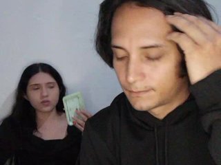 Erotinis vaizdo pokalbis Kitty-midnight