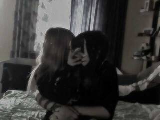 Erotinis vaizdo pokalbis KittyColorfull