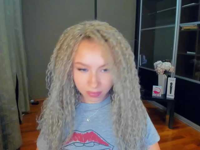 Transliacijos ekrano nuotraukos KittyJoyy