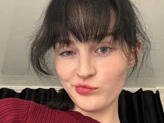 Erotinis vaizdo pokalbis KittyNolick