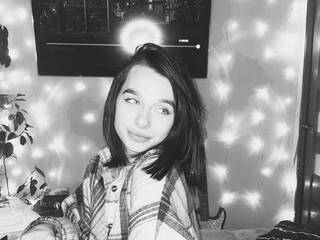 Erotinis vaizdo pokalbis Kj_Polly