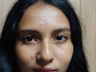 Erotinis vaizdo pokalbis kloeevans