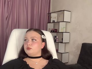 Erotinis vaizdo pokalbis Knopkaa