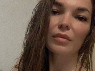 Erotinis vaizdo pokalbis Kristiiin