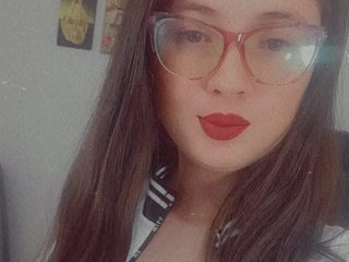 Erotinis vaizdo pokalbis KrystalAdams