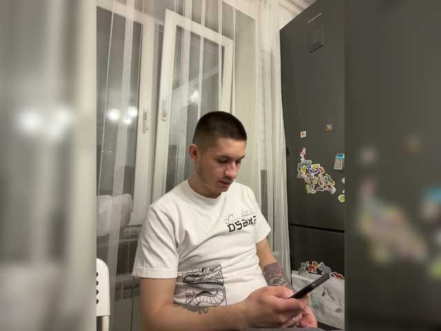 Transliacijos ekrano nuotraukos KsqandT