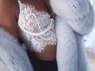 Erotinis vaizdo pokalbis Kumpusta