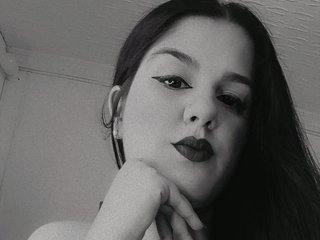 Erotinis vaizdo pokalbis Kyannasweet