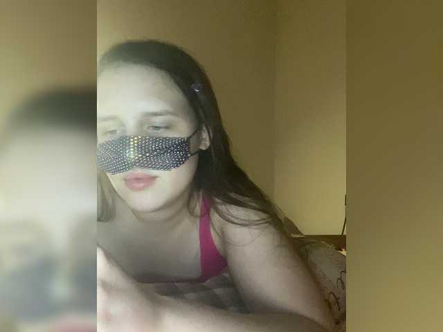 Transliacijos ekrano nuotraukos LollaDolly