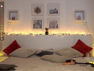 Erotinis vaizdo pokalbis l1ttle-kiki