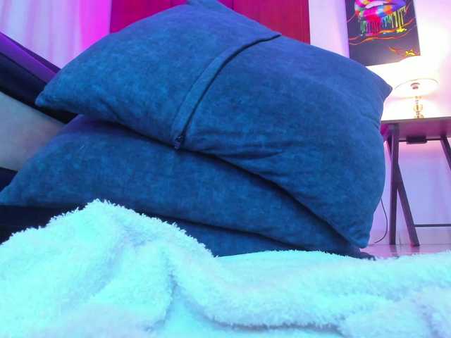 Transliacijos ekrano nuotraukos Laaura-Velez