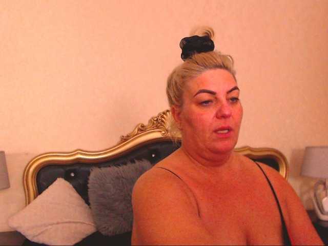 Transliacijos ekrano nuotraukos LadyMelanieBBW