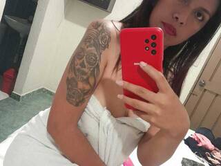 Erotinis vaizdo pokalbis LaFresitaa