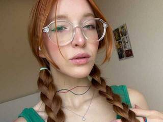 Erotinis vaizdo pokalbis LALECZKAMII