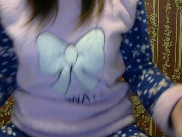 Transliacijos ekrano nuotraukos t_w_i_n_k_l_e