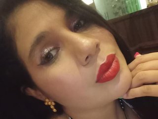 Erotinis vaizdo pokalbis LaraaCroft