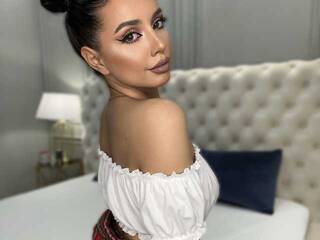 Erotinis vaizdo pokalbis LaraAnne