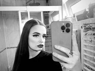 Erotinis vaizdo pokalbis Larameijer