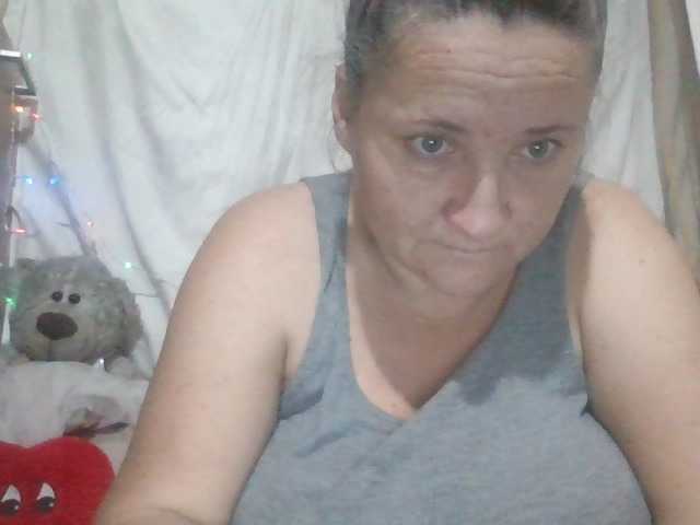 Nuotraukos LaraXXX33 Hello Today my bigg boobs are just 10 tok if u want see more I have menu try it!!