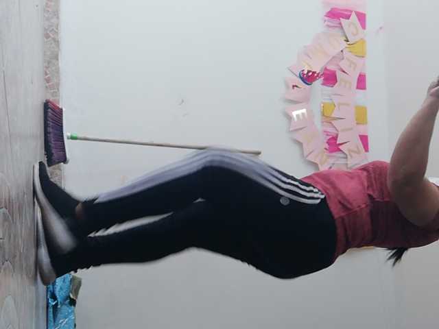 Transliacijos ekrano nuotraukos chicafresita