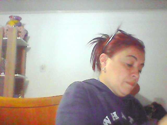 Transliacijos ekrano nuotraukos chicafresita