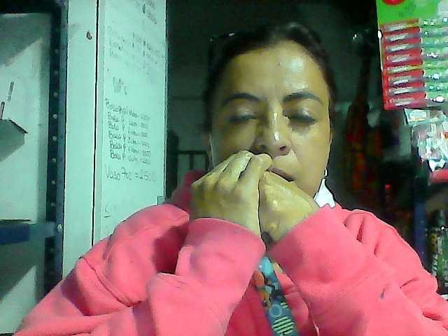 Transliacijos ekrano nuotraukos chicafresita