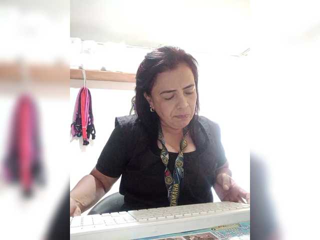 Transliacijos ekrano nuotraukos chicafresita