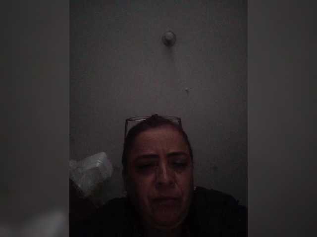 Transliacijos ekrano nuotraukos chicafresita