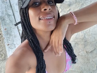 Erotinis vaizdo pokalbis Latincarla