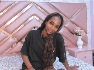 Erotinis vaizdo pokalbis LatoyaFloyd