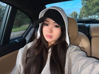 Erotinis vaizdo pokalbis LatrishaAltigs