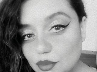 Erotinis vaizdo pokalbis Lauluna