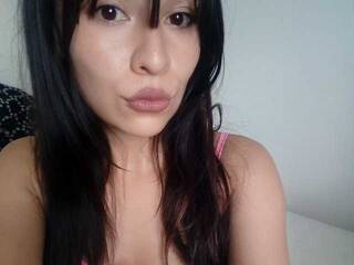 Erotinis vaizdo pokalbis Laur-ass