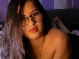 Erotinis vaizdo pokalbis laura-hillss