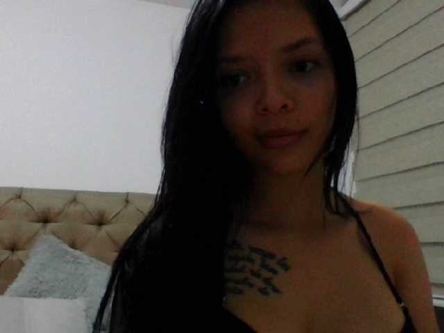 Nuotraukos laurajurado welcome to me room. im laura tell meI am to please you in every way ..300 sexy strip naked. PVT ON