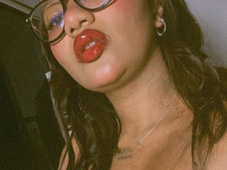 Erotinis vaizdo pokalbis Lawrenhils