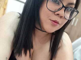 Erotinis vaizdo pokalbis laylasky